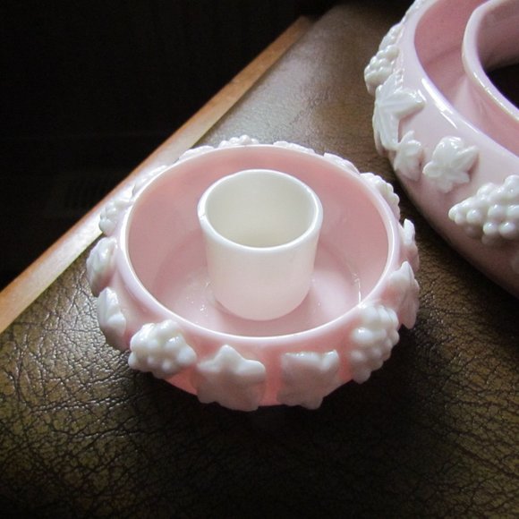 Verithin Lenwile Ardalt Pink Porcelain Flower Ring Centerpiece & Candle Holders - Picture 2 of 9